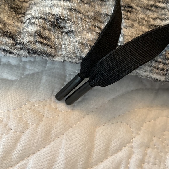 Gapfit oversized boxy sweatshirt size small - Picture 5 of 9